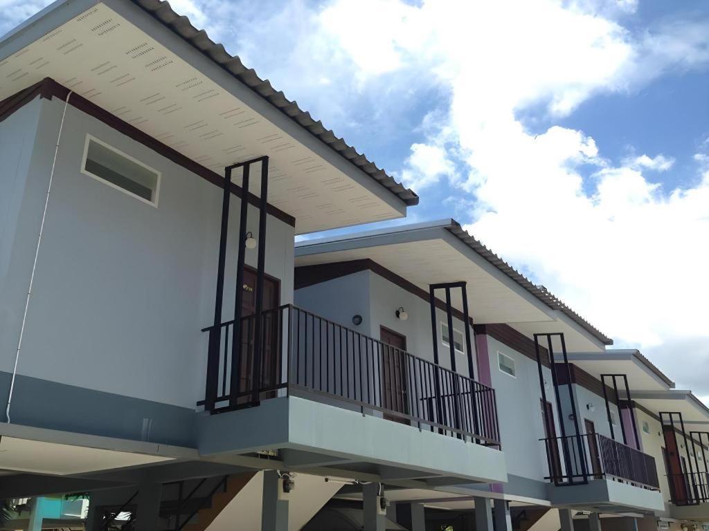 Satun Boutique Resort Екстер'єр фото